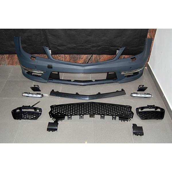 Paragolpes Delantero Mercedes W204 Coupe / 4 Puertas 2007-2013 AMG look C63 Sin Sensores