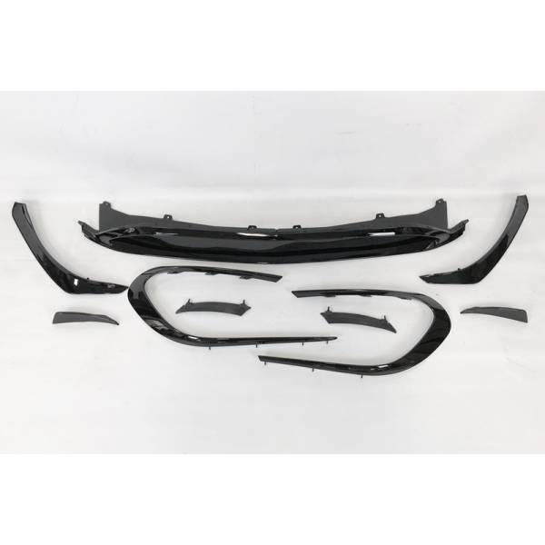Spoiler Delantero Mercedes W117 Facelift 2017+ Look AMG A45 Negro Brillante