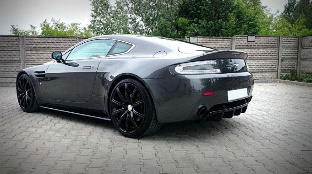 Maxton Side Skirts Aston Martin V8 Vantage