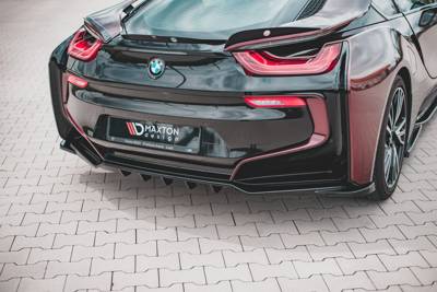 Maxton Central Rear Splitter (with Vertical Bars) Bmw I8