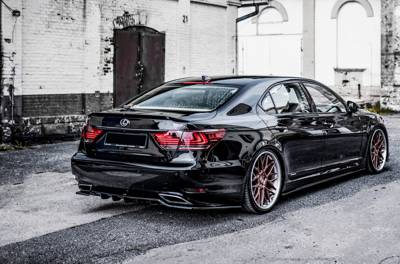 Maxton Central Rear Splitter (with Vertical Bars) Lexus Ls Mk4 Facelift