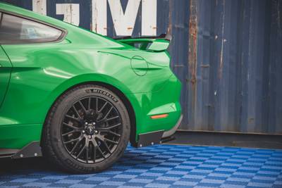 Maxton Rear Side Splitters V.1 + Flaps Ford Mustang Gt Mk6 Facelift