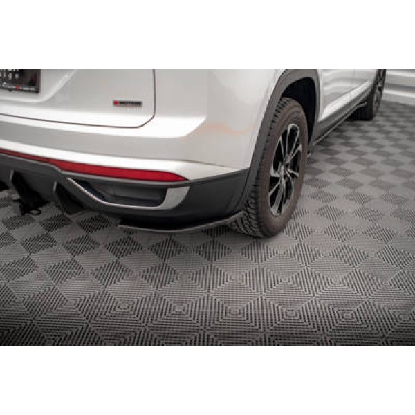 Maxton Rear Side Splitters Volkswagen Atlas Cross - Image 3