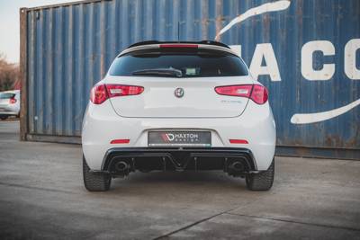 Maxton Rear Valance Alfa Romeo Giulietta Facelift (Exhaust On Both Sides Version)