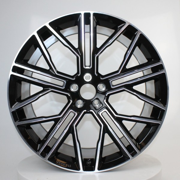 Llanta Italian Wheels STYLE BMW LUNA FORGED NEGRO PULIDO 11.0x22" 5x112 ET35 CB66.5