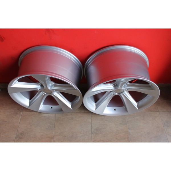 Llanta Italian Wheels STYLE BMW M7 SILVER 9.5x18" 5x120 ET14 CB72.6 - Image 2