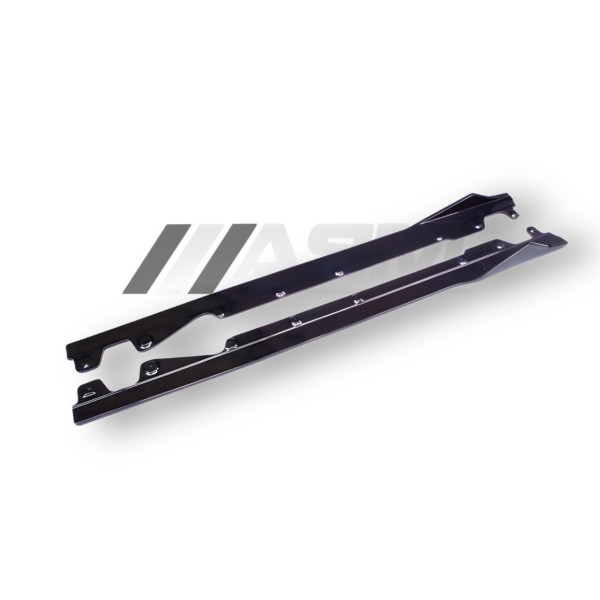 Faldones Laterales De Fibra De Carbono Bmw G42 Serie 2 - Asm