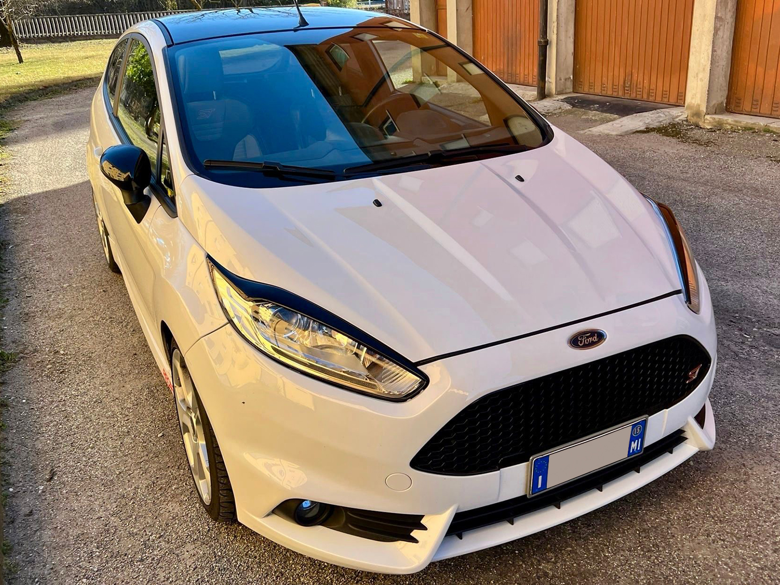 FR.00.0148_1 Pestañas faros Ford Fiesta Mk7 Facelift (2013-2017) - Imagen 1