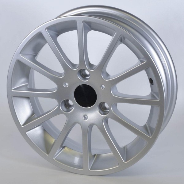 Llanta Avus F571 Silver 4.5x15" 3x112 ET23 CB57.1