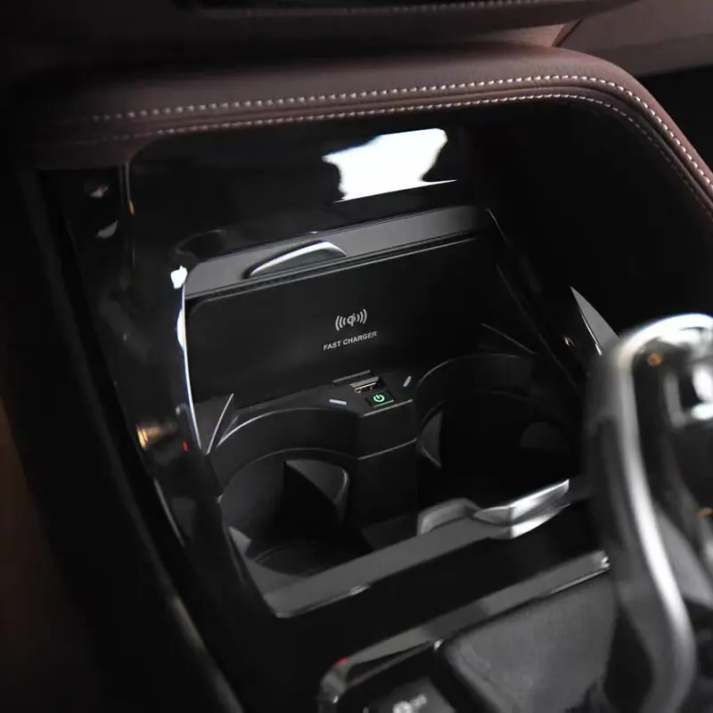 cargador-inalambrico-para-mercedes-clase-abgla-glbcla-2019-2021 Cargador inalámbrico para BMW X1/ X2 (+2020) con puerto USB - Imagen 1