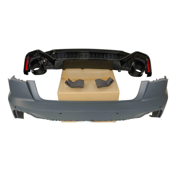 Paragolpes Trasero Audi A6 C8 4 puertas Look RS6 - Image 2