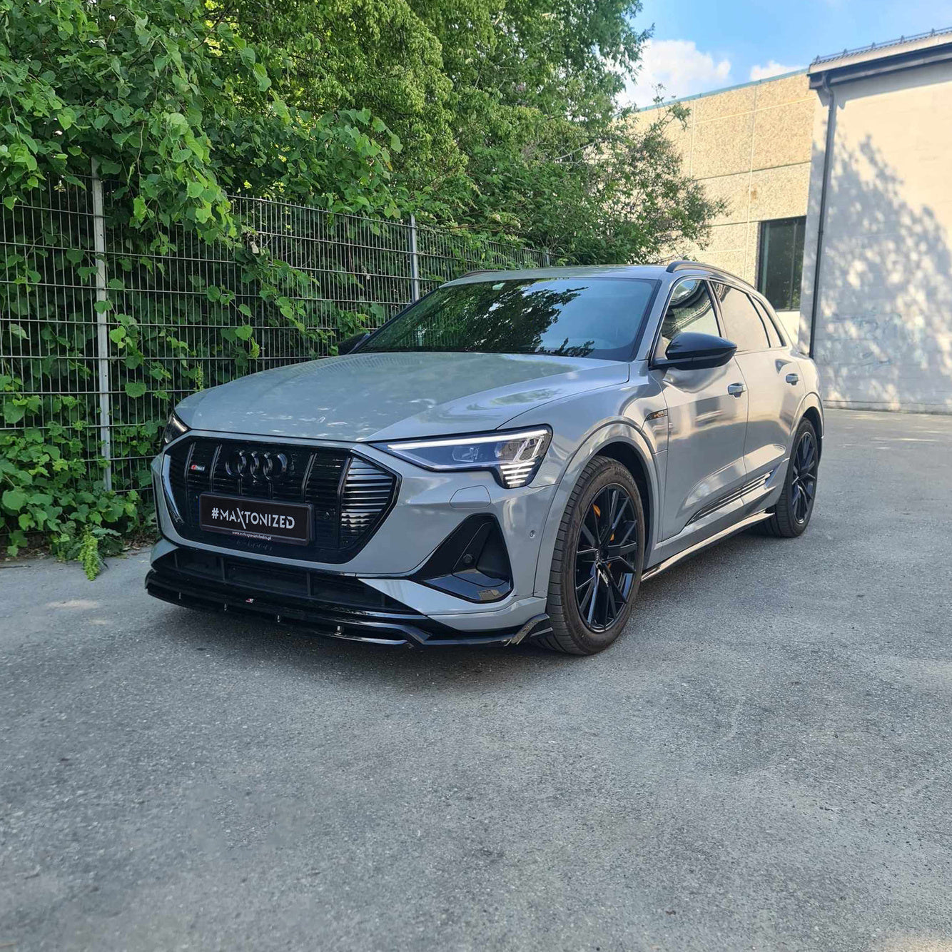 pol_pl_Splitter-Przedni-Audi-e-Tron-S-Line-20794_1 Maxton Design Divisor frontal Audi e-Tron S-Line - Imagen 1