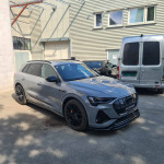 Maxton Design Divisor frontal Audi e-Tron S-Line - Imagen 3