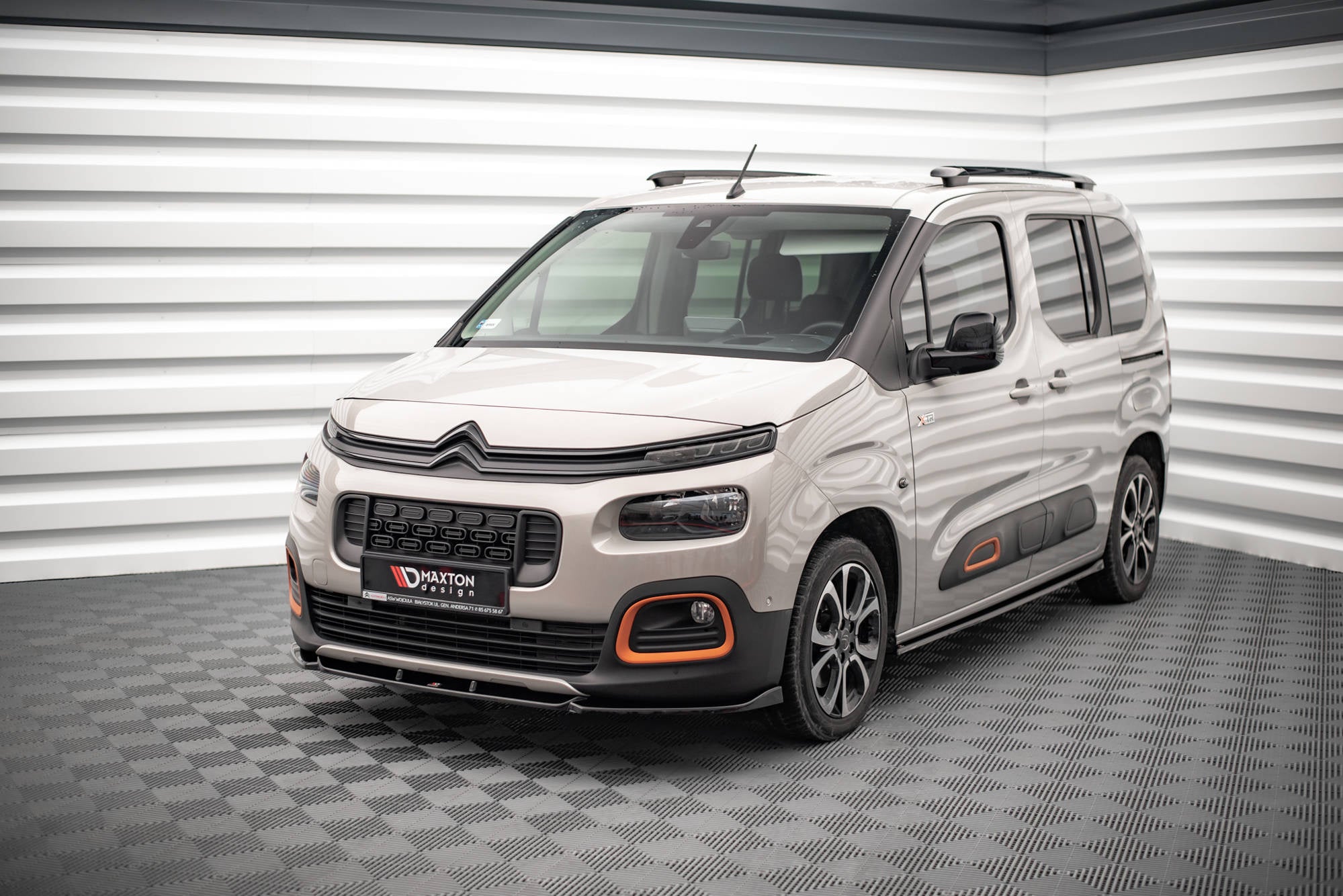pol_pl_Splitter-Przedni-Citroen-Berlingo-Mk3-17055_4 Maxton Design Divisor Delantero Citroen Berlingo Mk3 - Imagen 1