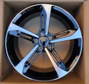 4731 Llanta Italian Wheels STYLE AUDI RS07 NEGRA PULIDA 8.5×19″ 5×112 ET35 CB66.45 - Imagen 1